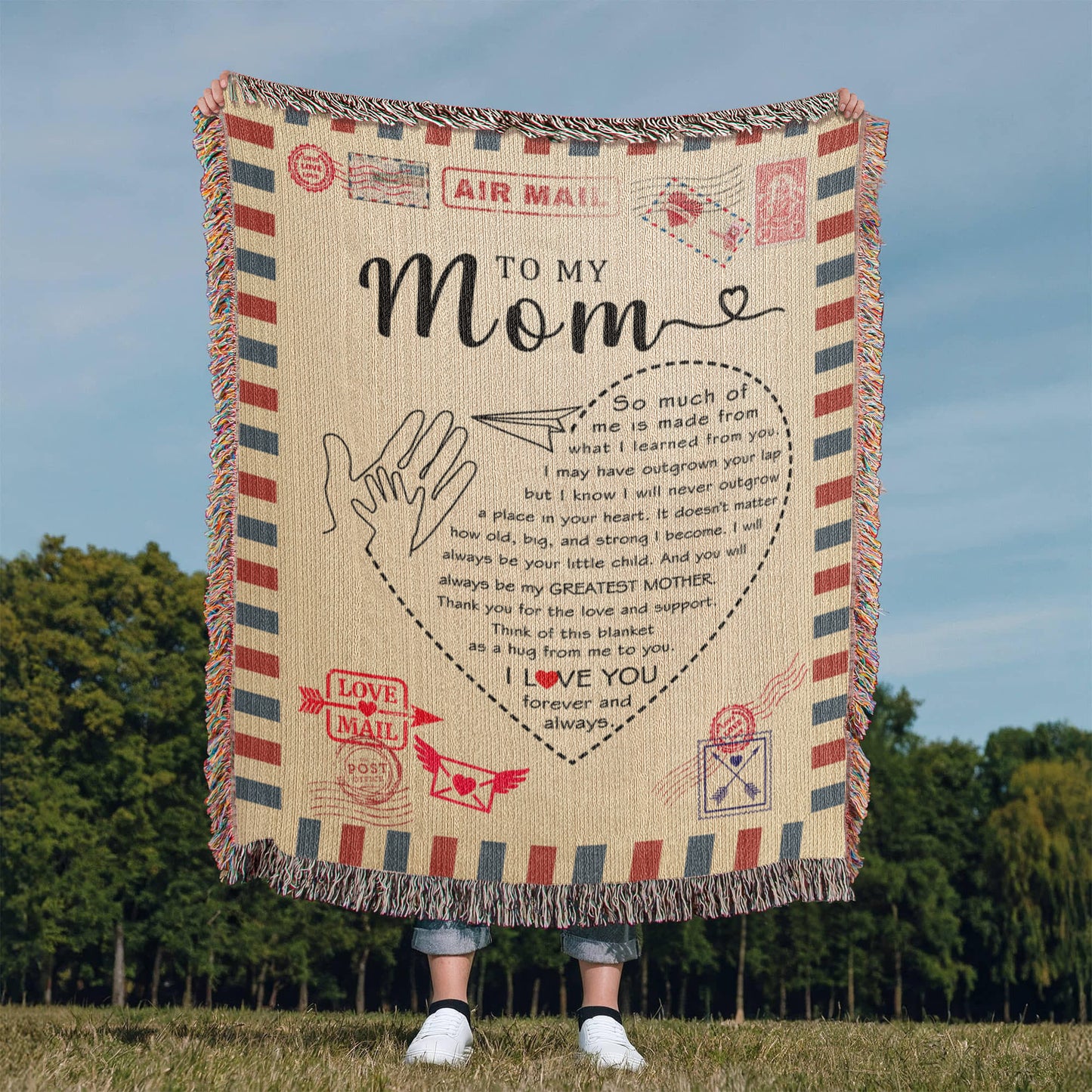 To My Mom: A Heartfelt Blanket with Love Forever and Always