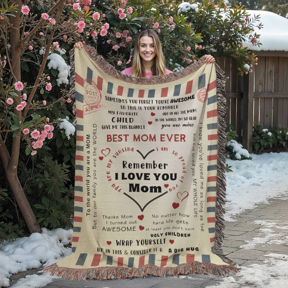 Best Mom Ever: A Humorous and Heartfelt Blanket to Remind You of Your Awesomeness