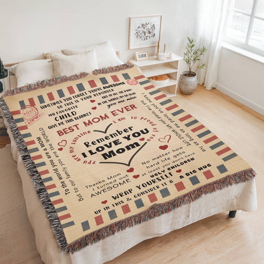 Best Mom Ever: A Humorous and Heartfelt Blanket to Remind You of Your Awesomeness